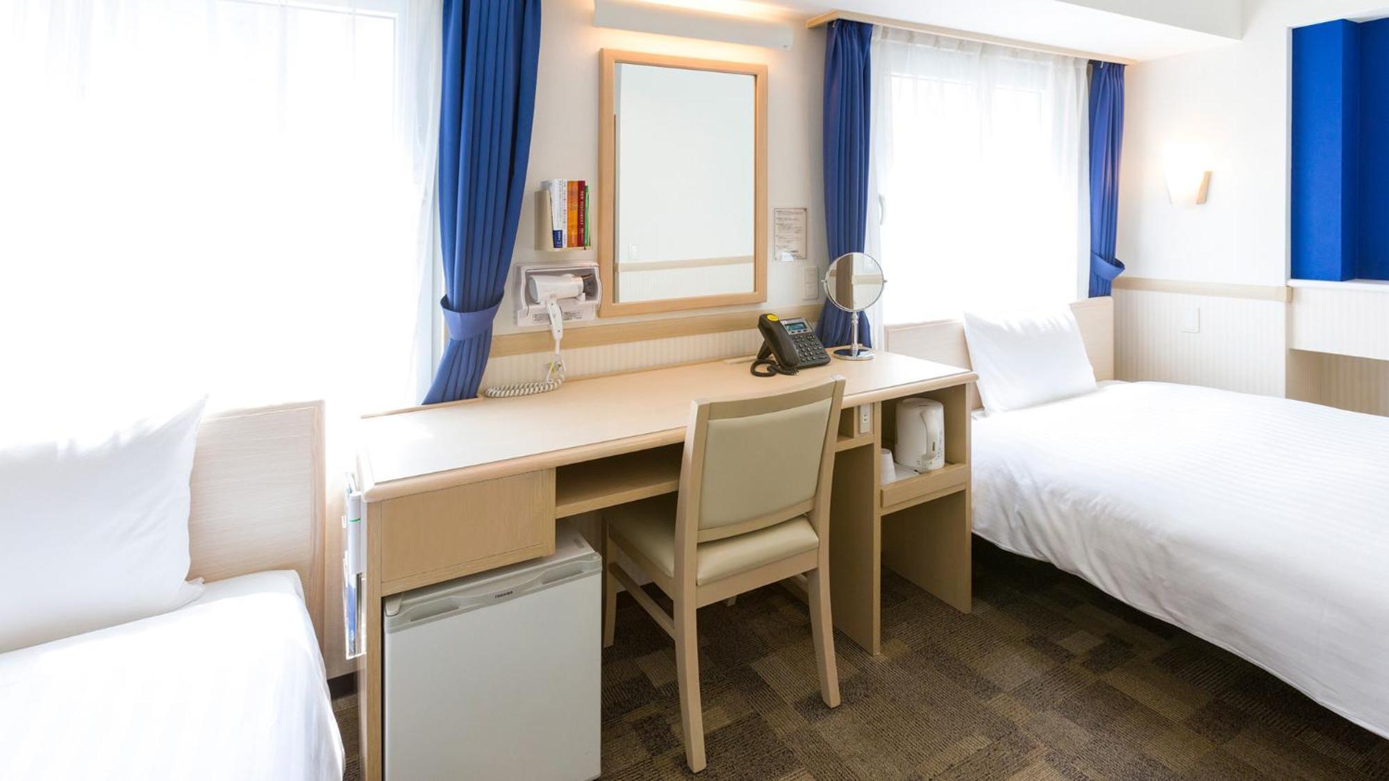 Toyoko Inn Shizuoka Eki Kita Guchi 객실 사진
